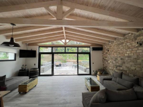 Stablus house